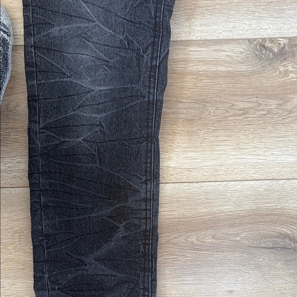 H&M Black Slim Jeans with Distressed Detailing - Picture 7 of 11